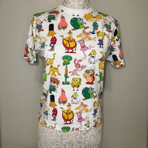Medium Nickelodeon tshirt.